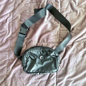 Zyia Black Crossbody Bag